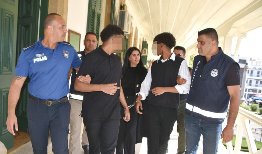 Uyuşturucu Satıp Gelir Elde Eden Sanıklara 3 yıl ve 30 ay Hapis Cezası